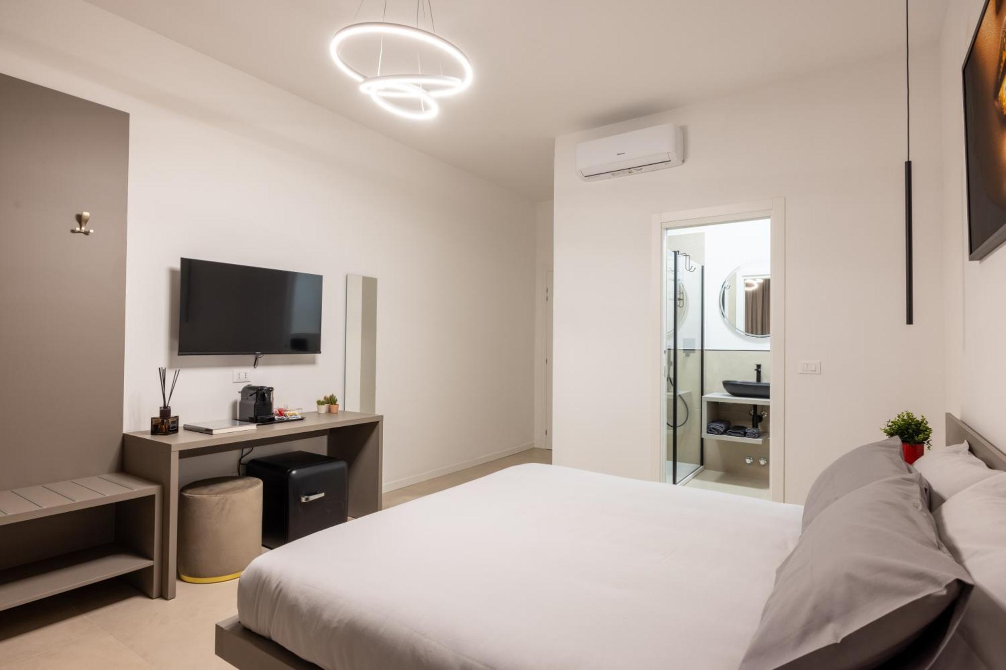 Luxury Station Suite Bologna Exterior foto
